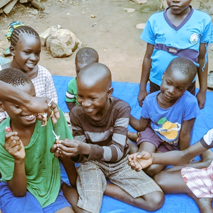 Please 🙏 help our orphans, God will bless you more.