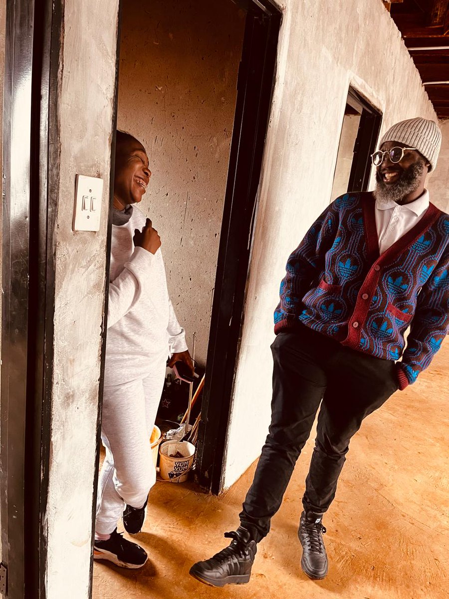 Zanele Abraham tweet media