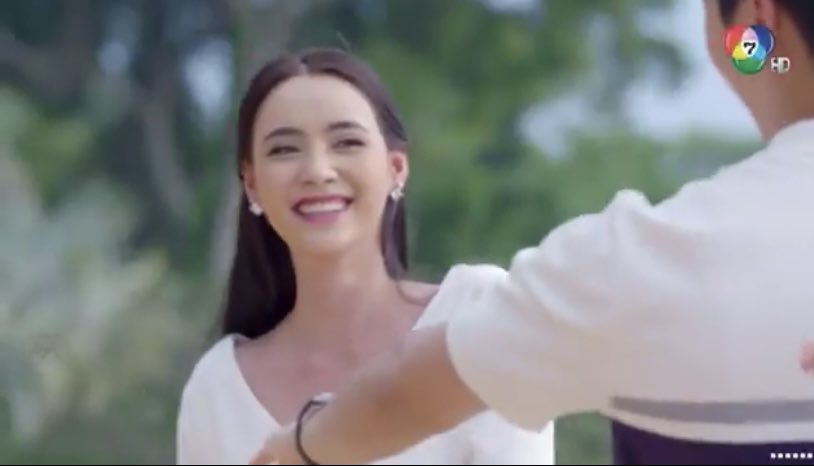 fernnekoo's tweet photo. พ่อแม่ลู�� 🩷🤍  จบบริบูรณ์  >///<
#ไฟน้ำค้างตอนจบ
game of love 
#มุกดานรินทร์รักษ์ https://t.co/iEjjs2AEe7