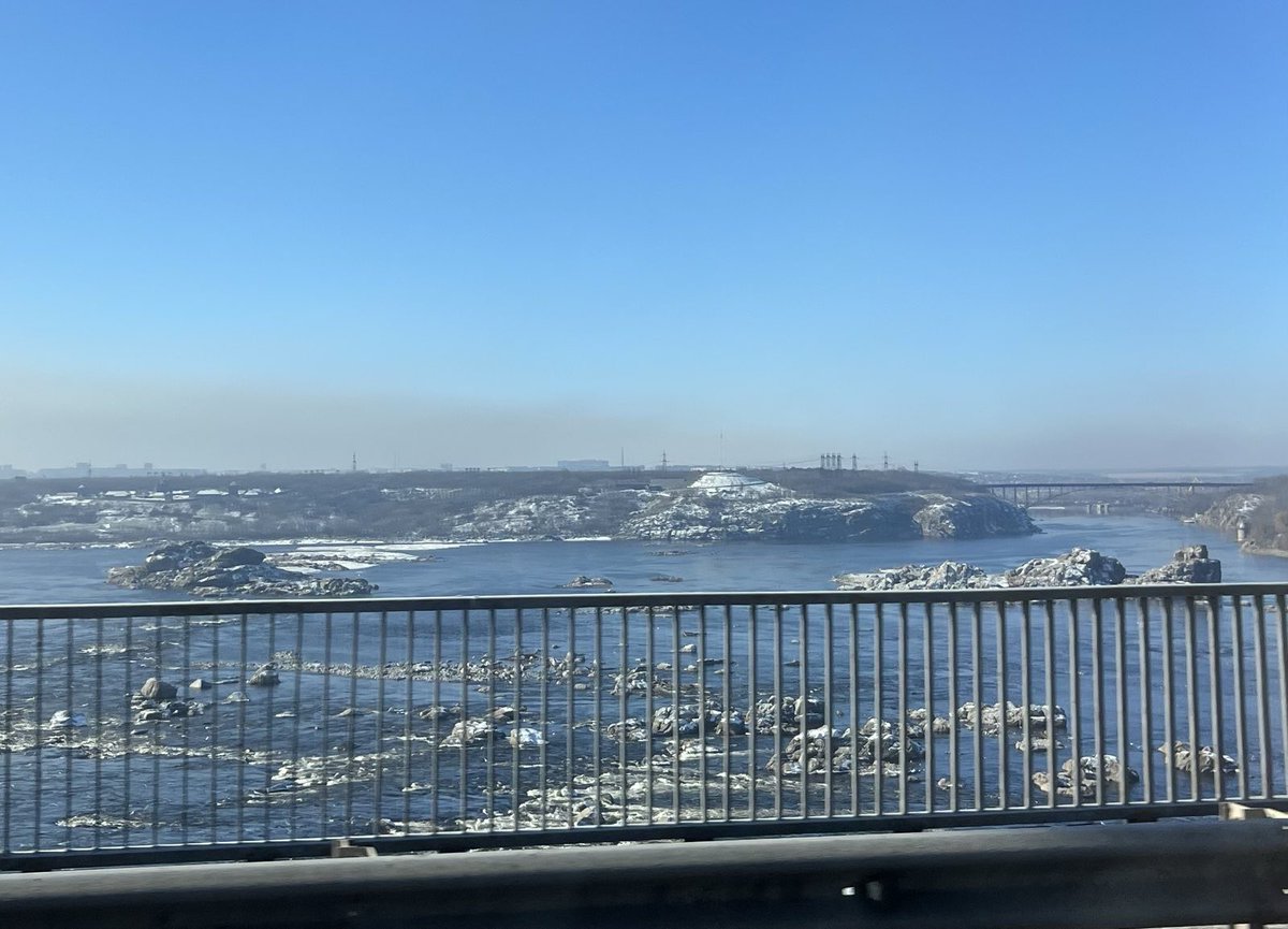 SwedeninUA's tweet image. Дніпряни і запорожці, Швеція з вами.

Ми повертаємося з візиту до ваших країв і зустрічей з регіональними лідерами, соціальними працівниками, рятувальниками, ветеранами, лікарями та вчителями.

Ми були глибоко вражені вашою стійкістю та бойовим духом. Наша підтримка буде…