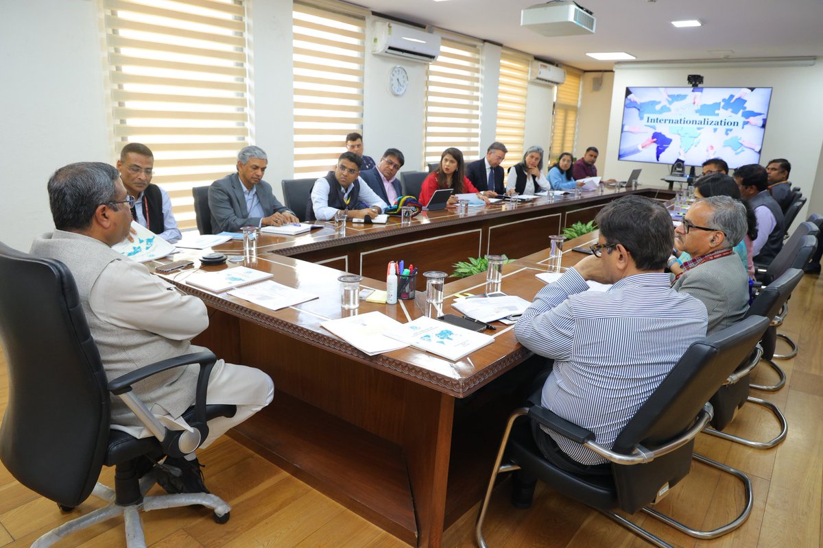 CBSE HQ tweet media
