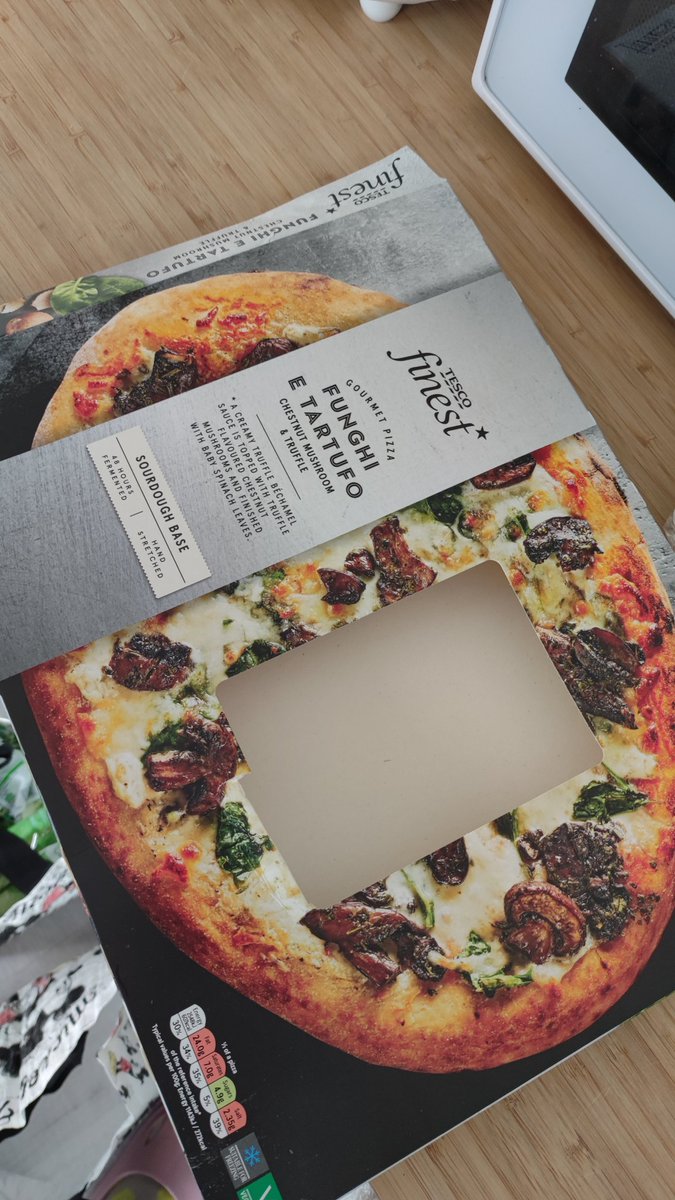 queenpeapea's tweet photo. @Tesco I bought your finest Funghi E Tartufo sourdough pizza and there was a blue piece of plastic inside, just letting you know! https://t.co/BdvPYWF6Vx
