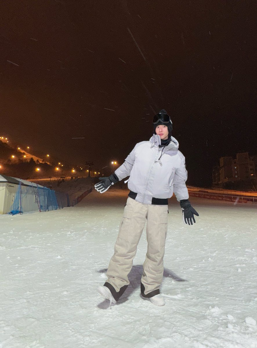 wonbin pics tweet media