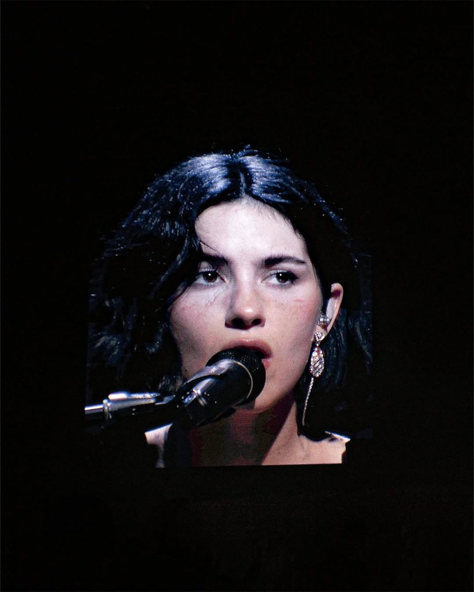 gracieabrams's tweet image. ❤️❤️❤️❤️Amsterdam and Stuttgart❤️❤️❤️❤️