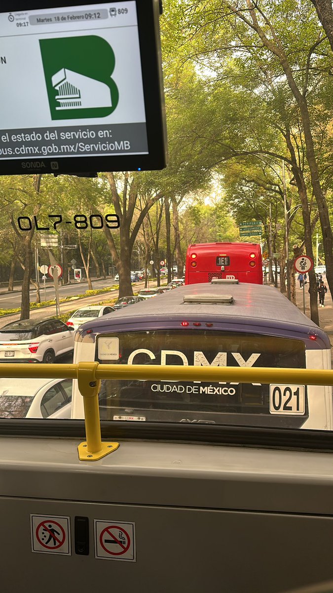 jrsachoj3's tweet photo. @MetrobusCDMX Sabrás qué pasó en paseo de la reforma entre Antropología y Auditorio Nacional.  Estamos parados, llevamos cerca de 10 mins en este tramo y no podemos llegar a Arquímedes. https://t.co/i0UA7Q6dO8