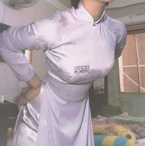 ngheanqueta's tweet photo. Lớp 12 đủ tuổi chưa nè https://t.co/RwxI5nuJic