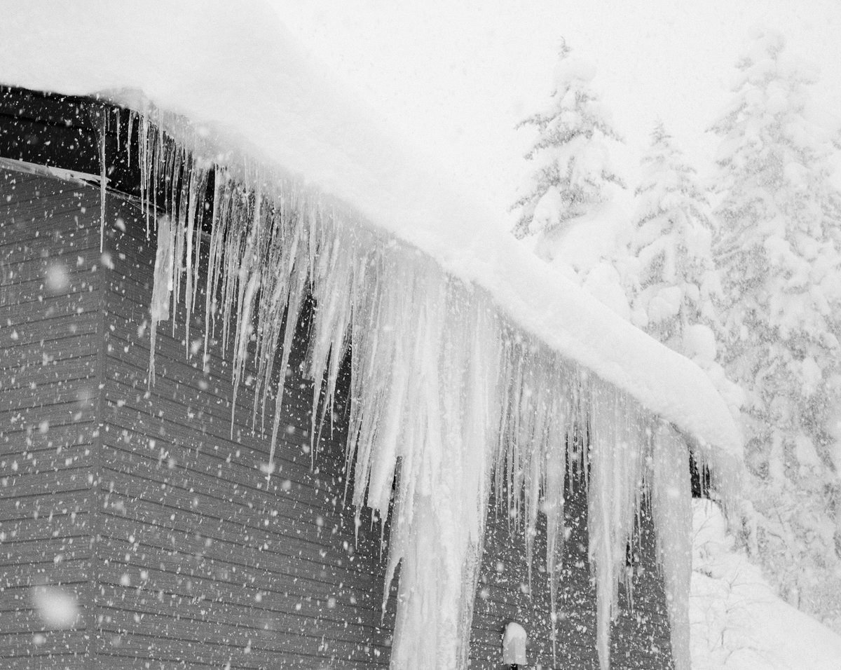 Hamblets's tweet image. Ice Dam causing you problems? Find out how to prevent and remove them before costly roof and interior repairs arise.
hamblets.com/.../prevent-an…