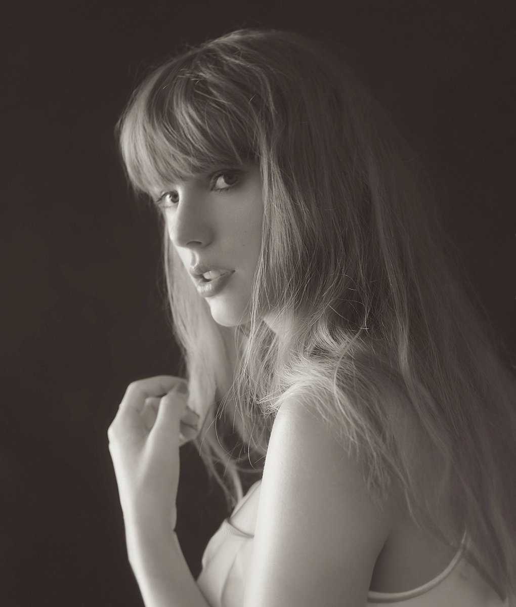 🚨 'The Tortured Poets Department' has officially been ranked as #1 Best Selling Album of 2024 in World by <a href="/IFPI_org/">IFPI</a> 

#1. Global Album Chart
#1. Global Vinyl Album Chart
#1. Global Streaming Album Chart
#1. Global Album Sales Chart