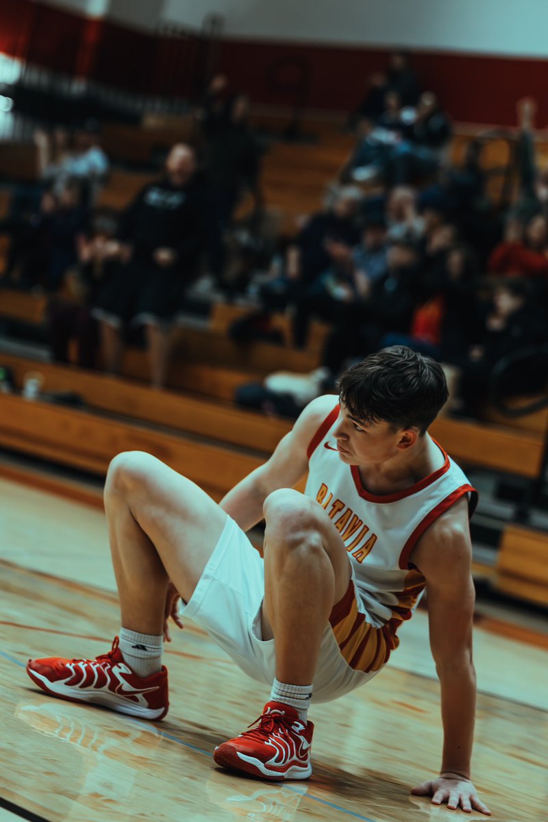 Elliot Lynne tweet media