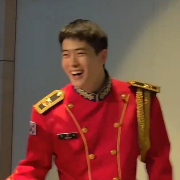 jeonpeem's tweet image. ยิ้มจากกรุงโซลถึงกรุงเทพอะคิดดูดิ (｡◠‿◠｡)