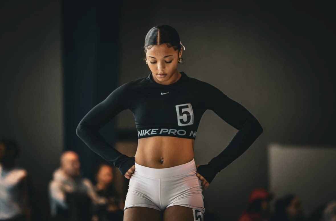 Janiyah Willis (@willis__janiyah) on Twitter photo Metro Indoor Athletic Series - The Finals
60mH -🥉(9.29 PR)
High Jump - 🥈(4-08.00)
Shot Put - (24-10.50)
Next-> Track and Field: Varsity Invitational (3/22)
P.C: <a href="/PrepRunningNerd/">Prep Running Nerd</a> Metro Indoor Athletic Series - The Finals
60mH -🥉(9.29 PR)
High Jump - 🥈(4-08.00)
Shot Put - (24-10.50)
Next-> Track and Field: Varsity Invitational (3/22)
P.C: <a href="/PrepRunningNerd/">Prep Running Nerd</a>