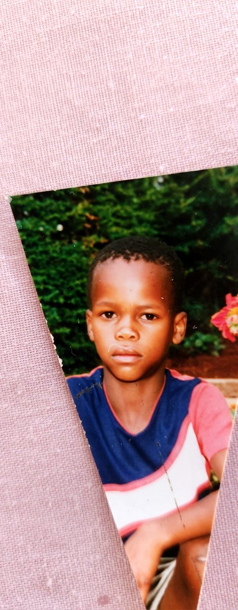 jditshego80's tweet photo. 1987 (7 yrs old)
#throwback https://t.co/f413Z23M0v