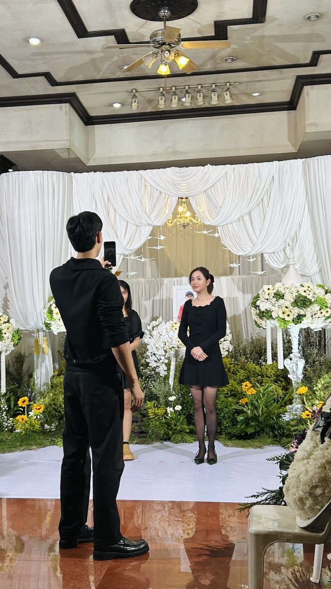 ThaninnutToy's tweet photo. Day…3 ความเศร้ามันยังไม่จางหายไปหรอกค่ะ แต่กำลังใจและความรักที่สลับกันมาหาอุ้มมันมากพอที่จะทำให้ยิ้มได้ คืนสุดท้ายที่ช่วยกันคนละไม้คนละมือ ส่งทีมนี้กลับกรุงเทพกับไปแล้ว พรุ่งนี้ก็ยังตามติดๆกันมาอีก 1 ทีม 

หวังว่าทุกคนจะไม่กังวลกันจนเกินไปนะคะ พวกเราดูแลกันอย่างดีจริงๆ🤍🫶🏻 https://t.co/YQaSnIZ6x7