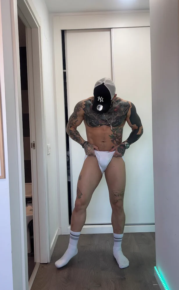 https://onlyfans.com/stevelopez/c9