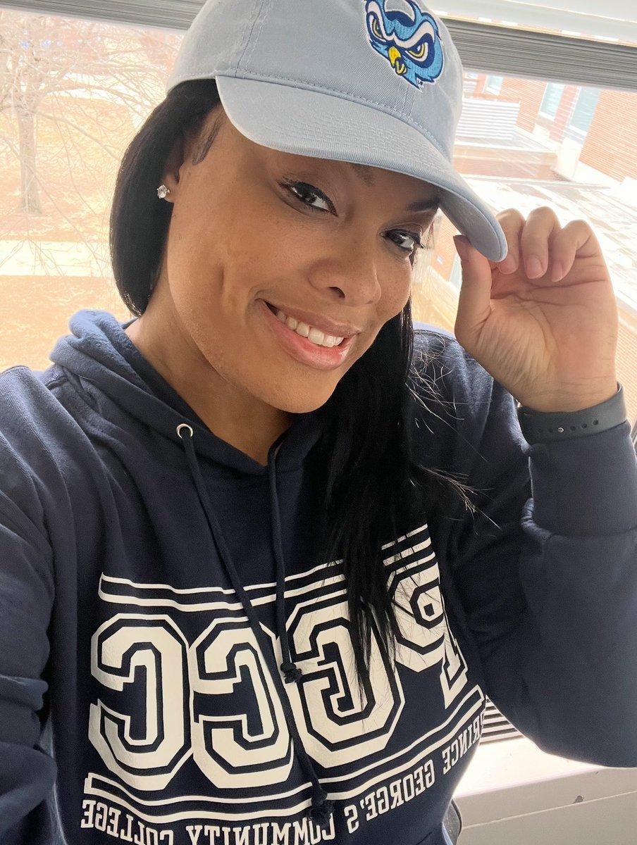 🚨Job Update🚨

You’re looking at the newest Social Media Coordinator for Prince George’s Community College! I’m very blessed and honored to help elevate PGCC’s socials, while also getting to rep my hometown county! Go Owls 🦉