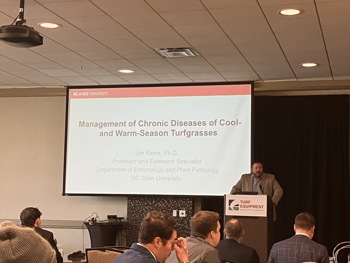 gjrinehart's tweet image. Great talks by Steve McDonald and @KernsJim on construction considerations and disease management, respectively,  at @MidAtlGCSAA Education Seminar this morning!