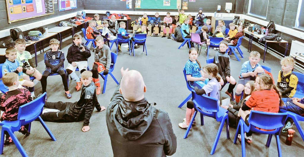 Day 2 of Camp finished off with Grahams Football Quiz ❤️⚽️👌🏻