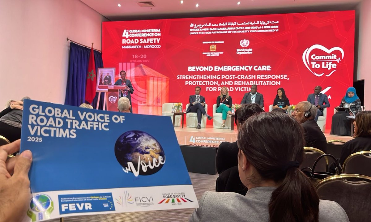 Mexicanos y mexicanas de sociedad civil presentes en TODAS las mesas de trabajo en #SeguridadVial en #Marrakech ¡Comprometidxs a trabajar para lograr #50para30! Gobierno mexicano debe comprometerse a lo mismo en #PND