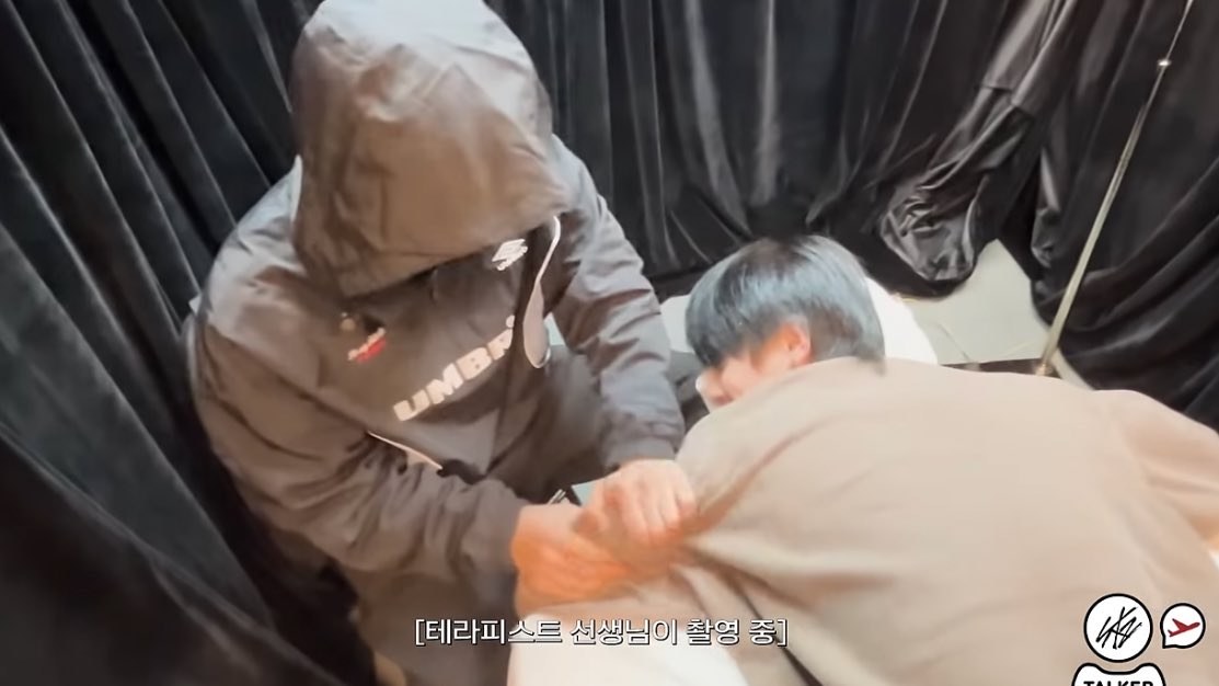 c0ttxrl's tweet photo. 테라피스트선생님진짜어떡해... https://t.co/LYgFpcBVTj