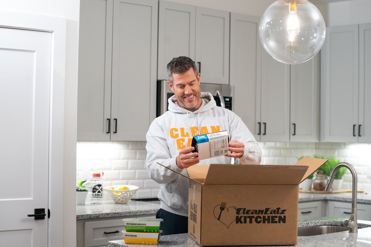Jesse James Palmer (@jessepalmertv) on Twitter photo It's official: I am hard launching my relationship with <a href="/cleaneatzlife/">Clean Eatz</a>
Guys- this healthy café and weekly meal plan concept has protein-packed meals that are delicious and affordable. They truly know the way to a man'z heart is through his stomach. Visit a café today! It's official: I am hard launching my relationship with <a href="/cleaneatzlife/">Clean Eatz</a>
Guys- this healthy café and weekly meal plan concept has protein-packed meals that are delicious and affordable. They truly know the way to a man'z heart is through his stomach. Visit a café today!