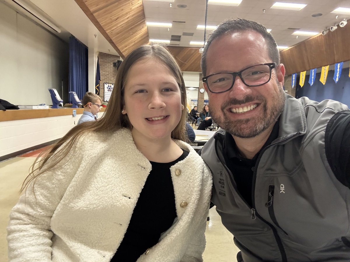 Mayor Jensen (@mayorjensen) on Twitter photo The First Lady of <a href="/NoblesvilleIN/">City of Noblesville</a> and I spent the morning meeting students <a href="/hinklecreek/">Hinkle Creek Cougars</a> running for Mayor of <a href="/JA_USA/">Junior Achievement</a> Biztown. Three great candidates!
This program allows students to experience real-world simulations and interactive projects to develop the skills needed to be The First Lady of <a href="/NoblesvilleIN/">City of Noblesville</a> and I spent the morning meeting students <a href="/hinklecreek/">Hinkle Creek Cougars</a> running for Mayor of <a href="/JA_USA/">Junior Achievement</a> Biztown. Three great candidates!
This program allows students to experience real-world simulations and interactive projects to develop the skills needed to be