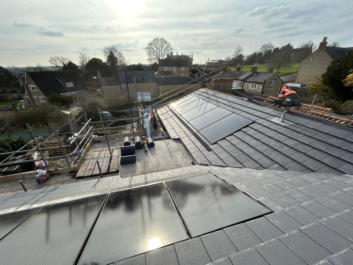 Another successful solar installation completed in Kettering, bringing cleaner energy to another home! ☀️⚡

#SolarPower #SustainableEnergy #NetZero