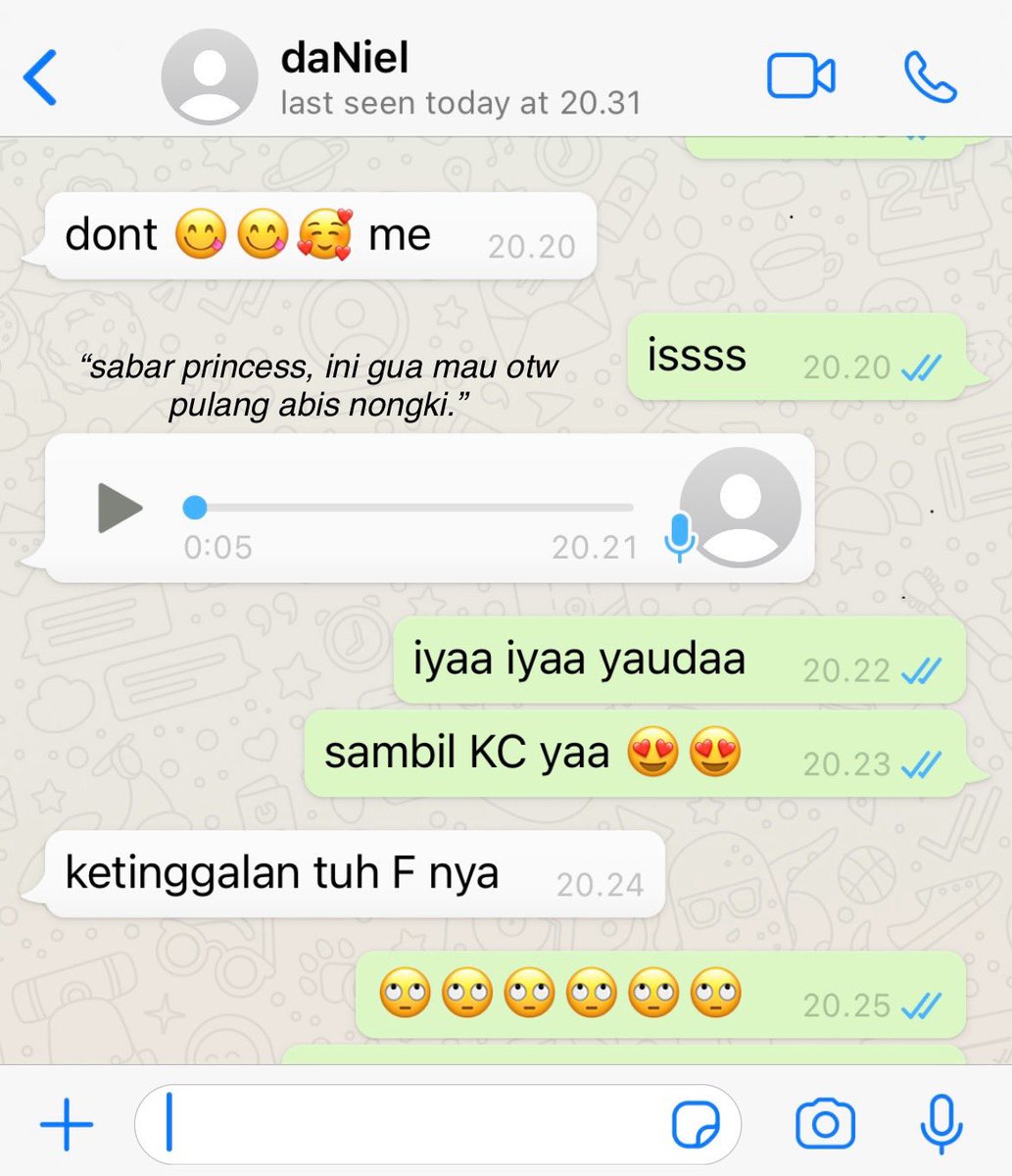 jujudigicam's tweet image. woohwan  two tweets au.
written by jujudigicam

#funwrite with #woohwan

; don’t mind others, mind us.