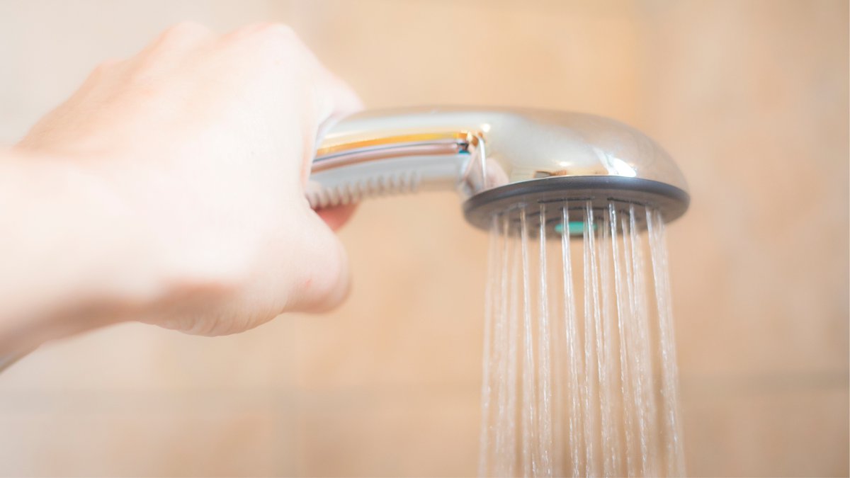 📣💧 Avui Barcelona ha donat una passa més per reutilitzar les aigües de dutxes i banyeres.

Tot i això, creiem que aquesta proposta és poc ambiciosa i no respecta el procés de participació engegat pel mateix <a href="/bcn_ajuntament/">Ajuntament de Barcelona</a> 🤦

🔗 T'ho expliquem: aiguaesvida.org/critiques-ajun…