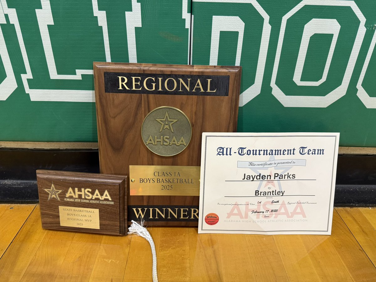 Jayden Parks (@jaydenmparks) on Twitter photo Final 4 bound and Regional South MVP!
<a href="/coachparks23/">Andre Parks</a> <a href="/jnine0551/">j-cal</a> @CoachHindsRCS <a href="/ChuckPerson5/">Chuck Person</a> <a href="/PrepHoopsAL/">Prep Hoops Alabama</a> <a href="/One11Hoops/">One11 Hoops</a> Final 4 bound and Regional South MVP!
<a href="/coachparks23/">Andre Parks</a> <a href="/jnine0551/">j-cal</a> @CoachHindsRCS <a href="/ChuckPerson5/">Chuck Person</a> <a href="/PrepHoopsAL/">Prep Hoops Alabama</a> <a href="/One11Hoops/">One11 Hoops</a>