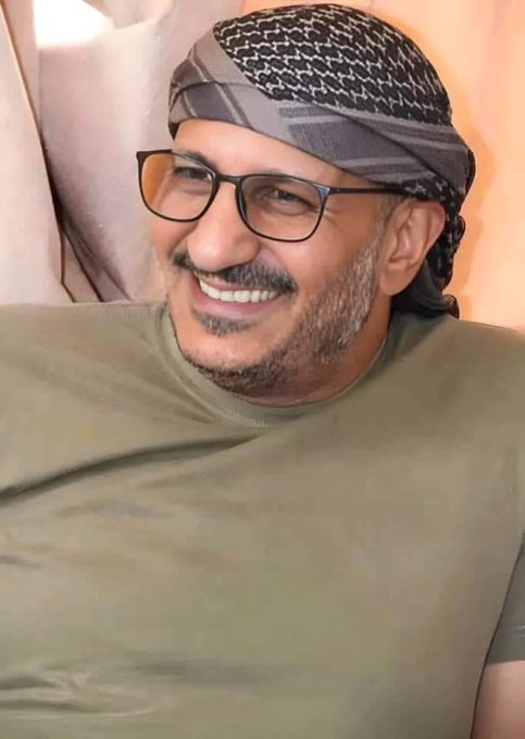 الذكاء والتوفيق اخذ بأيدي مجموعه كبيرة من الإعلاميين والعسكريين ليختاروا اماكنهم الصحيحه في سفينة النجاة لهذه الوطن #الساحل_الغربي قبل ان يصبحوا من المفقودين.
استطاعت القيادة الوطنية الحكيمه ان تعمل بكل ثقة ونجاح في تأسيس دولة نظام وقانون ومستقبل أمن لإستقطاب كل الوطنيين الأحرار.