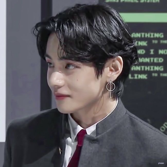 a #taekookau where;

“Baby!” Taehyung chimed, searching around for his husband around the store but he frowns when he catches no sight of Jeongguk.

He frowned, keeping the boots he picked back on it’s place.

He huffs when he turns towards an aisle just to catch his husband—