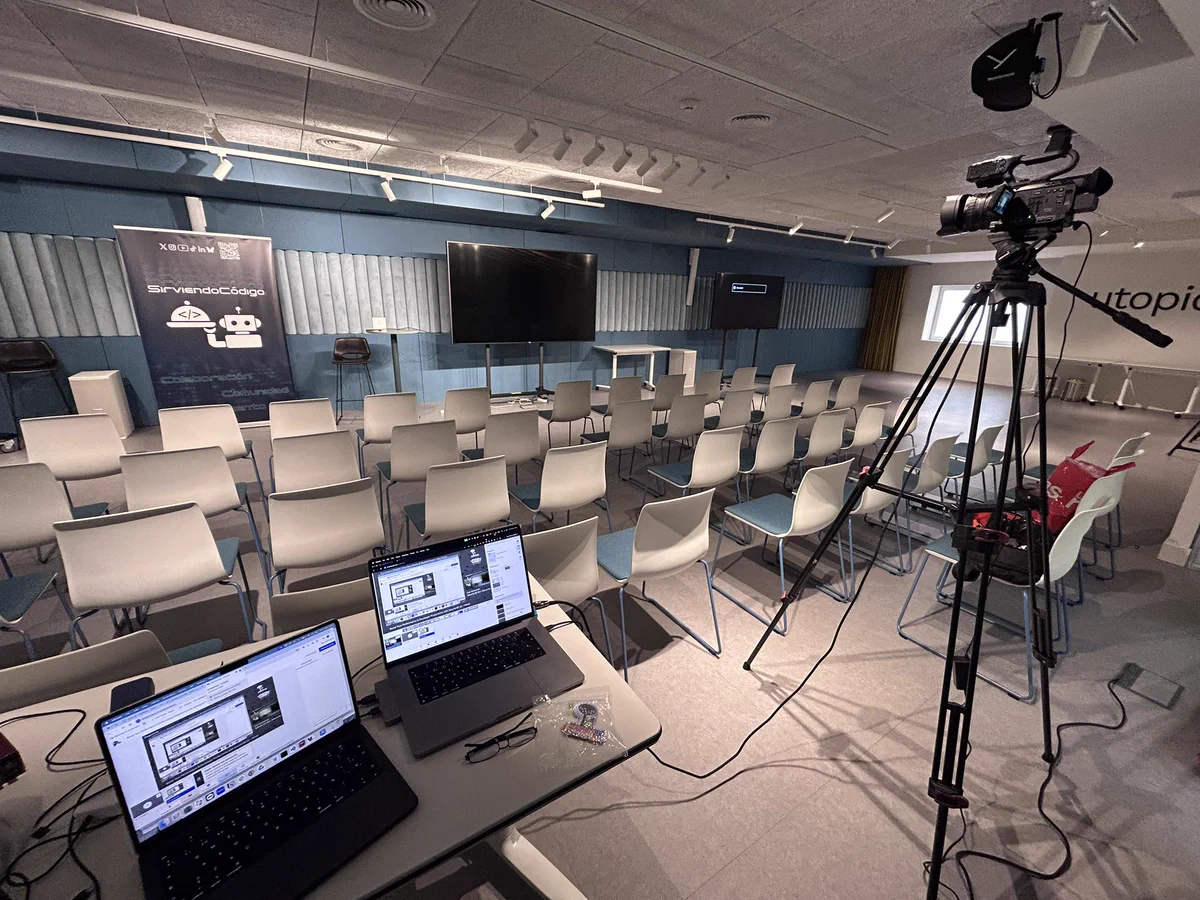 A photo of the room ready for the session