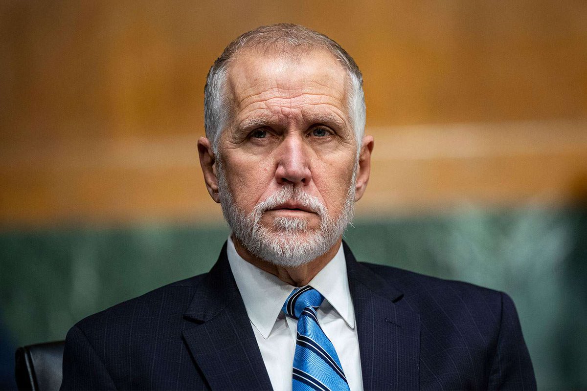 Protect Kamala Harris ✊ (@disavowtrump20) on Twitter photo 🚨NEW: U.S. Senator Thom Tillis (R-NC) has introduced legislation to increase bank overdraft fees on American consumers. Tillis is the most vulnerable Republican up for re-election in 2026.
RETWEET to let North Carolina know <a href="/SenThomTillis/">Senator Thom Tillis</a> wants to increase their bank fees! 🚨NEW: U.S. Senator Thom Tillis (R-NC) has introduced legislation to increase bank overdraft fees on American consumers. Tillis is the most vulnerable Republican up for re-election in 2026.
RETWEET to let North Carolina know <a href="/SenThomTillis/">Senator Thom Tillis</a> wants to increase their bank fees!