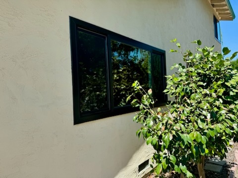QWDwindows's tweet photo. All our installers have the skills and experience to efficiently complete each job, and our office staff perfectly complements our completion process. Contact us today for a FREE consultation! https://t.co/SF8V7xO9mG #DoorInstallation #WindowInstallation #NewDoors #NewWindows https://t.co/Aq9fTlIqqs