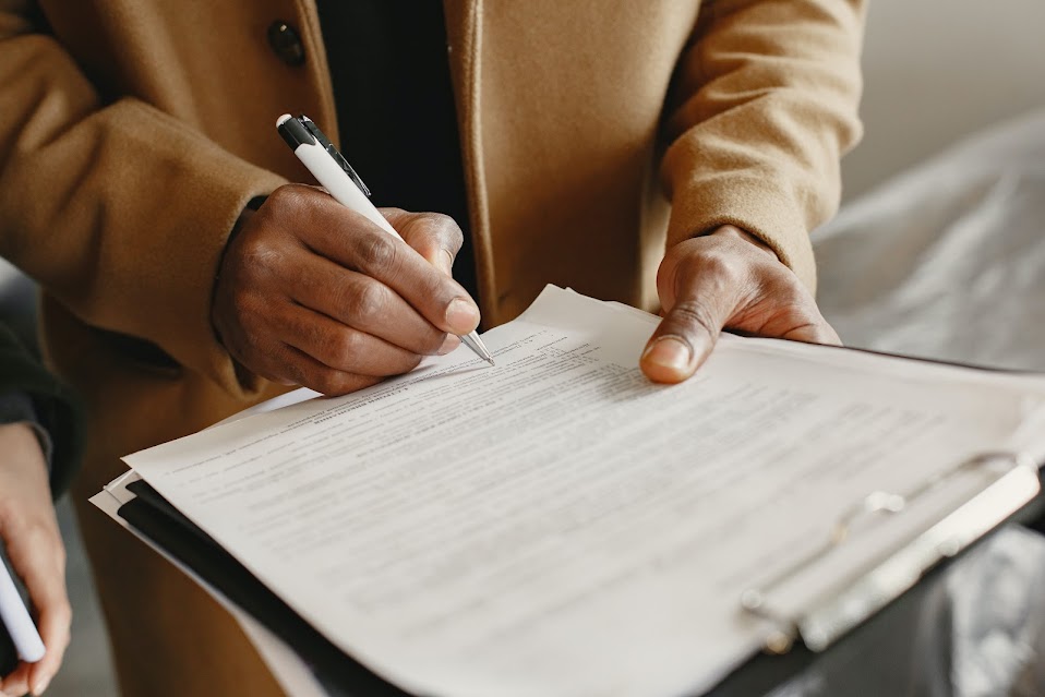 SV_Signings's tweet image. Need a document notarized quickly? Not a problem at all! Give SV Signings a call and we will do our best to help! sanjosenotarypublic.com #NationalSigningAgent #NotarySigningAgent #DocumentNotarization