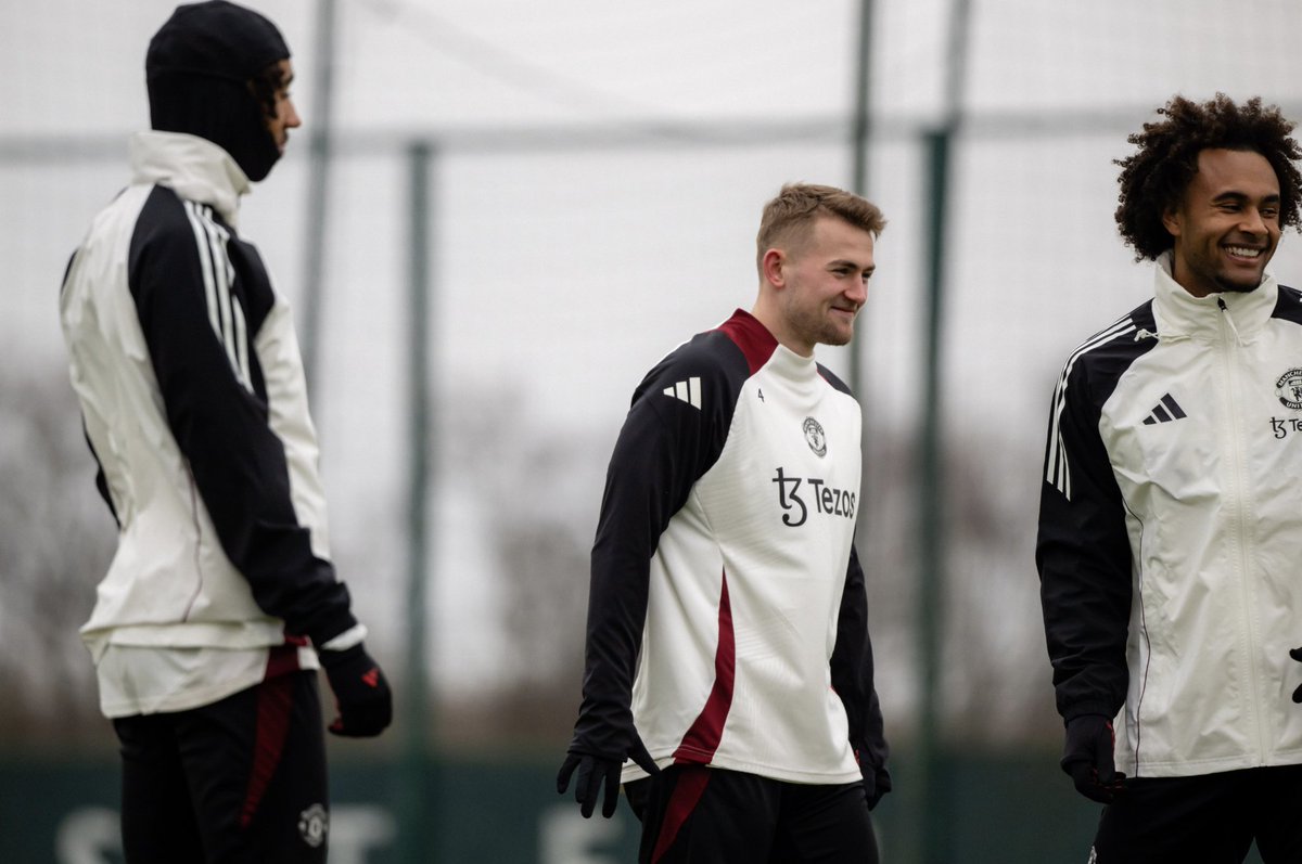 DHLManUtd's tweet photo. 🕵️‍♂️ #GuessWho 

A: Matthijs de Ligt

#MUFC https://t.co/ZQKw1OtsfO