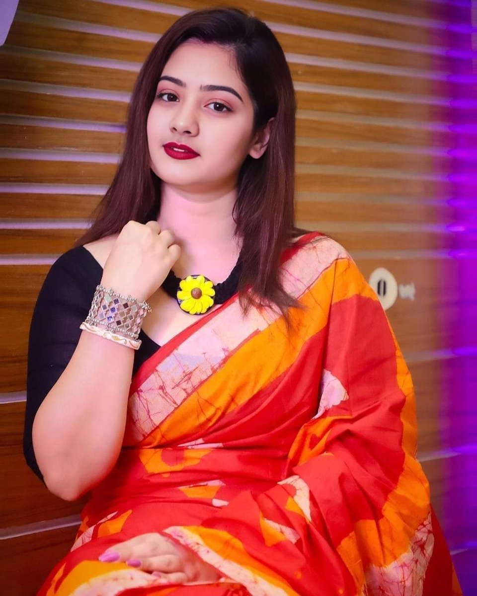 khatun_sha6104's tweet photo. কার কার চোদার লোভ আছে? https://t.co/hZOjWYDSgg