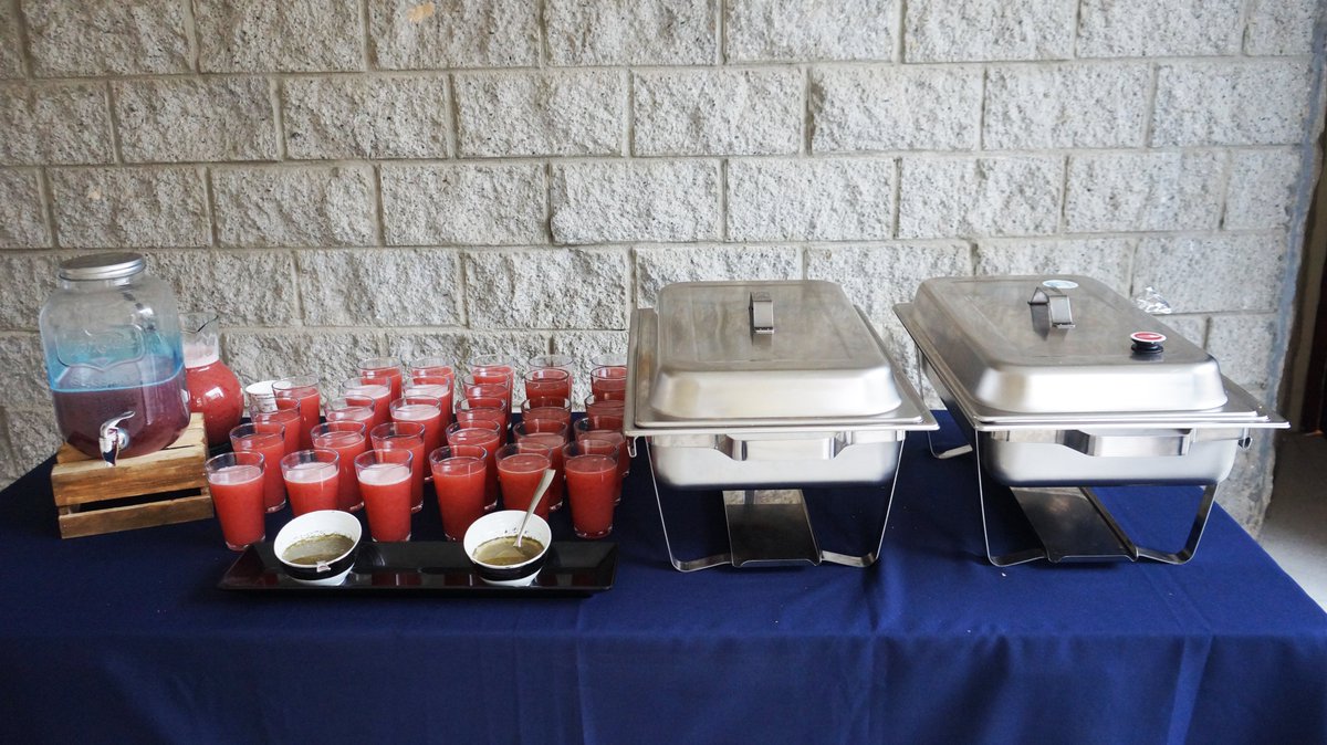 BlaBlaEventos16's tweet photo. 🥤 Refrescamos tu evento con sabor y estilo 🍓✨
.
En Bla Bla Eventos &amp; Newsmakers, nos especializamos en ofrecer experiencias gastronómicas que combinan frescura, sabor y presentación impecable.
.
📩 Reserva tu experiencia: https://t.co/7MAAgQs2Gr
📞 WhatsApp: +57 3209966192 https://t.co/Ivg47TPCjv