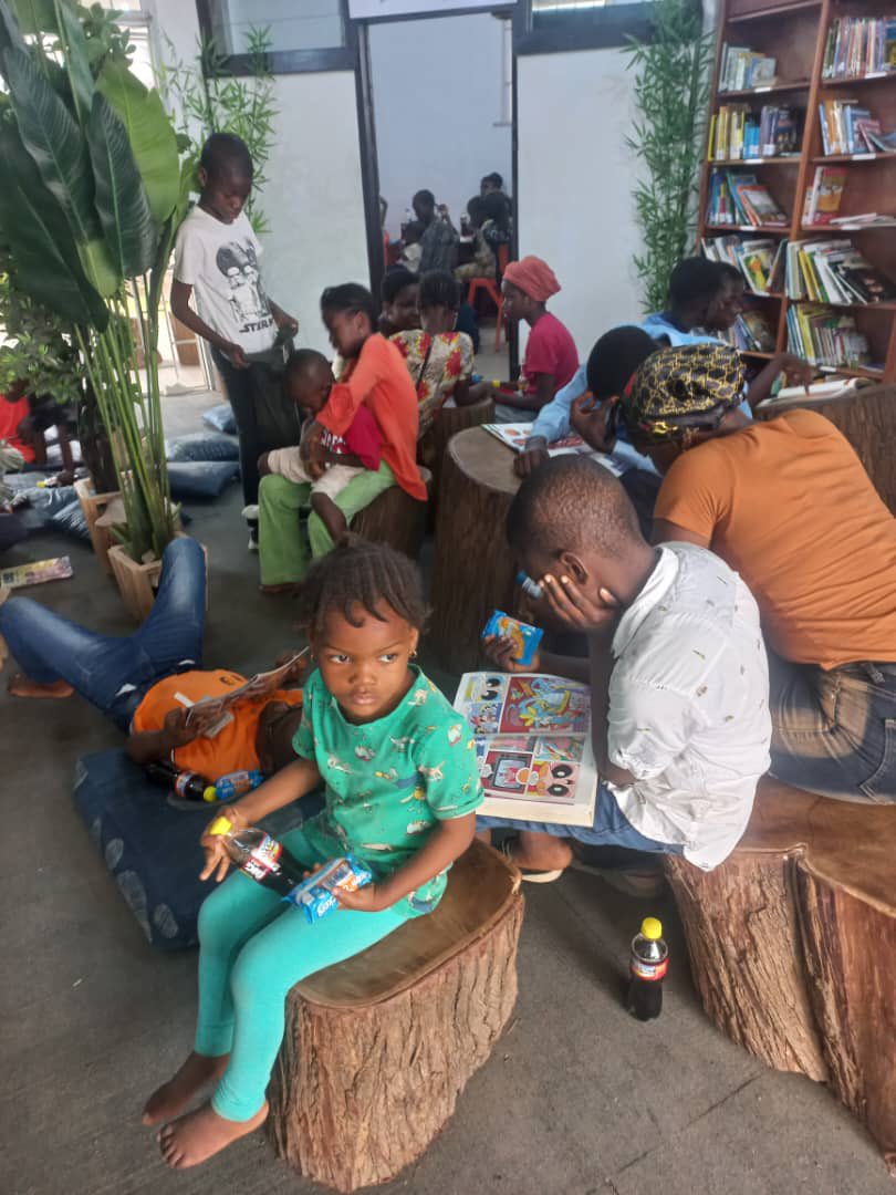 ZODML's tweet image. 📚 📚 A Special Saturday at the Green Library! 🌿

From Valentine’s reflections to Olaudah Equiano’s inspiring story, plus games &amp;amp; laughter—it was a day of learning and fun!

#GreenLibrary #Storytelling #HistoryForKids #LearningThroughPlay #zodml