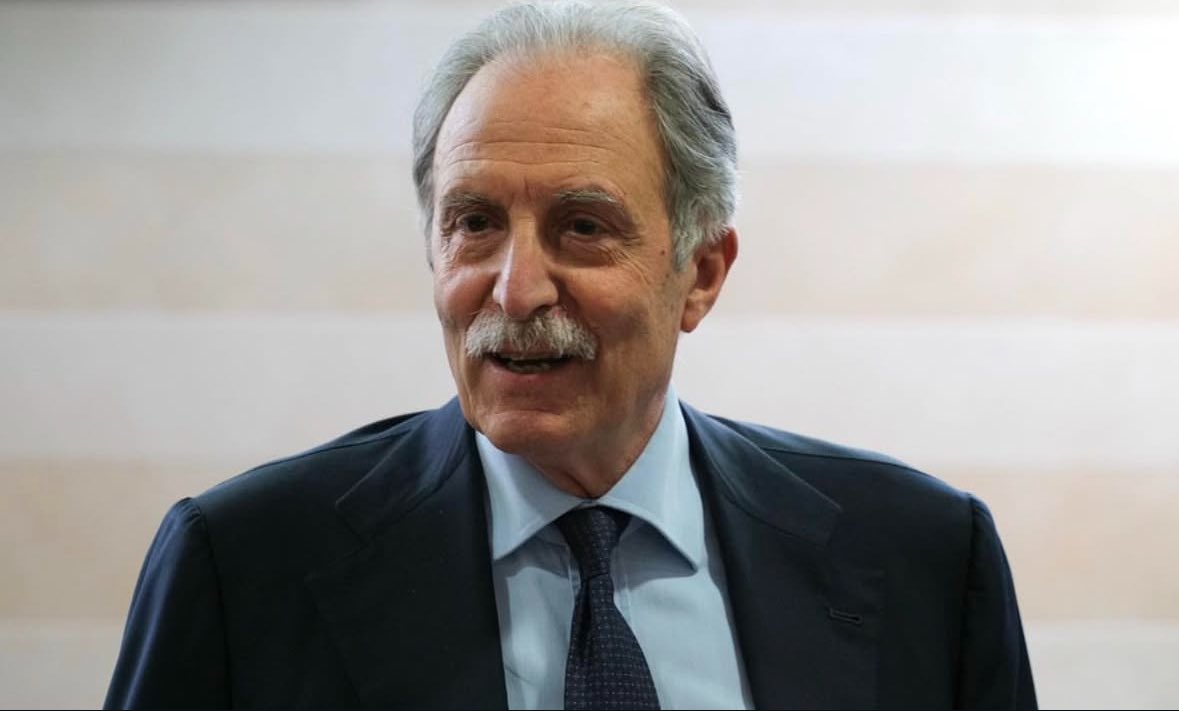 In Consiglio Regionale per la discussione sul Piano Strategico della #Basilicata che rappresenta il testo con cui, andremo a delineare il futuro di questa terra. 

Una seduta straordinaria per raccogliere tutte le idee e le proposte capaci di migliorare i servizi per i lucani.