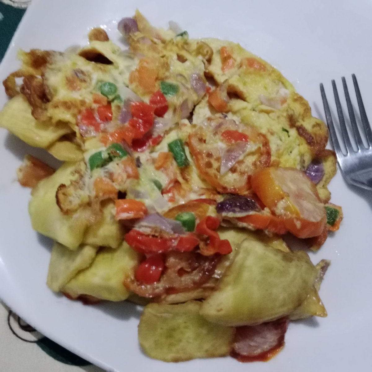 Who cares to join me, please bring your cutleries before it gets cold🍴🍴🍽️