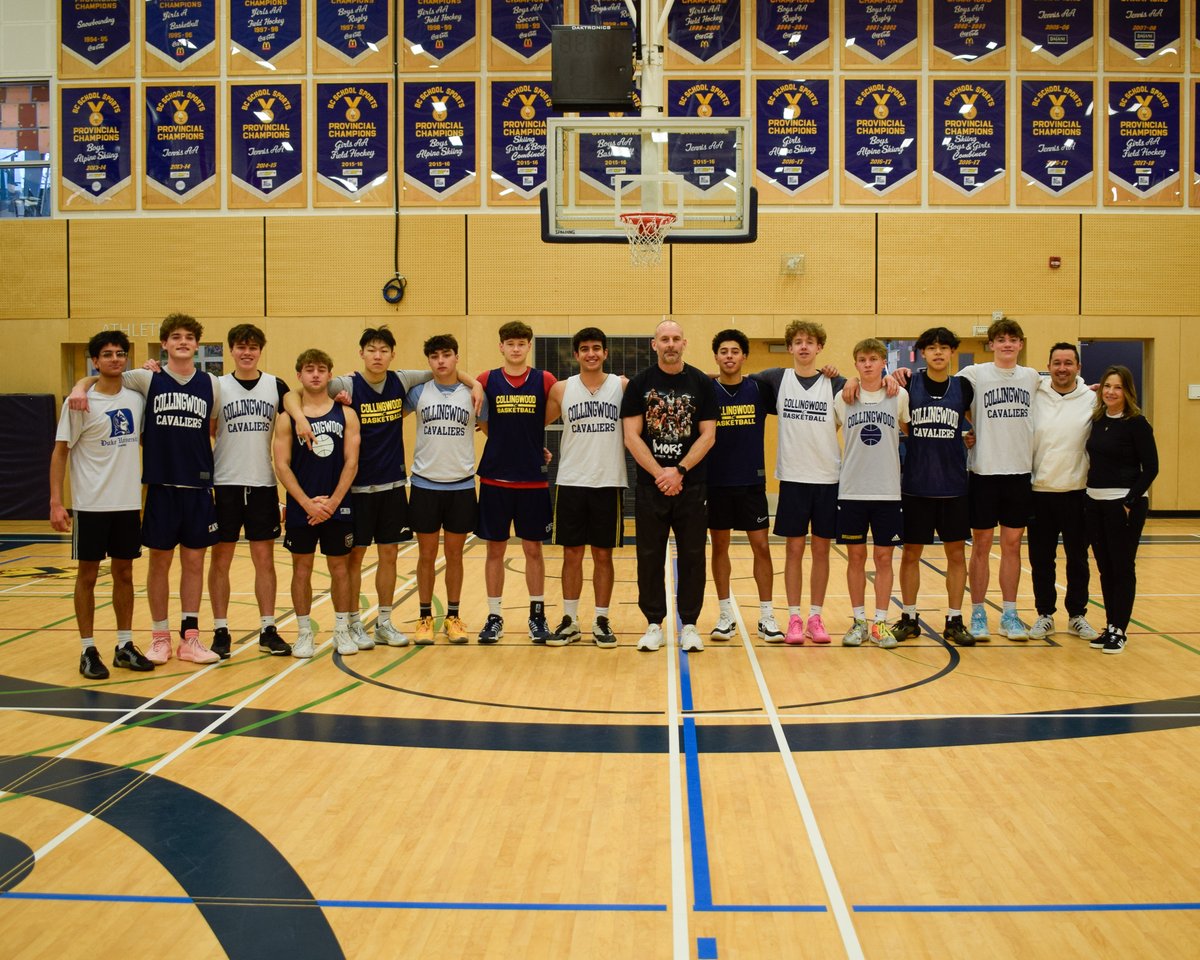 vancitybandits's tweet photo. We wrapped up our 2024-25 @banditsfdn School Tour by visiting @collingwoodcavs in West Vancouver this past weekend. Thanks to the volunteer coaches and student-athletes for hosting @juliushoops at practice! 💪

Bandits School Tour powered by @prestongm @ucanwest https://t.co/bklaA8g1lq