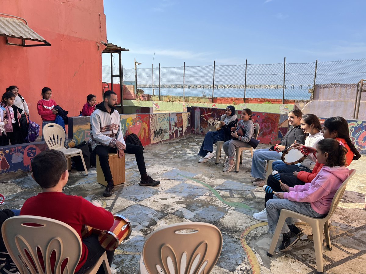 Borderlessngo's tweet photo. Through drumming and percussion 🪇with Hussein,a #volunteer at @NahnooLeb , our #children explored various sounds in different instruments where they played as a Team to generate music 🎶 
Such activity provided a safe space for them to express themselves freely &amp; happily ✨ https://t.co/3XNbauMi59