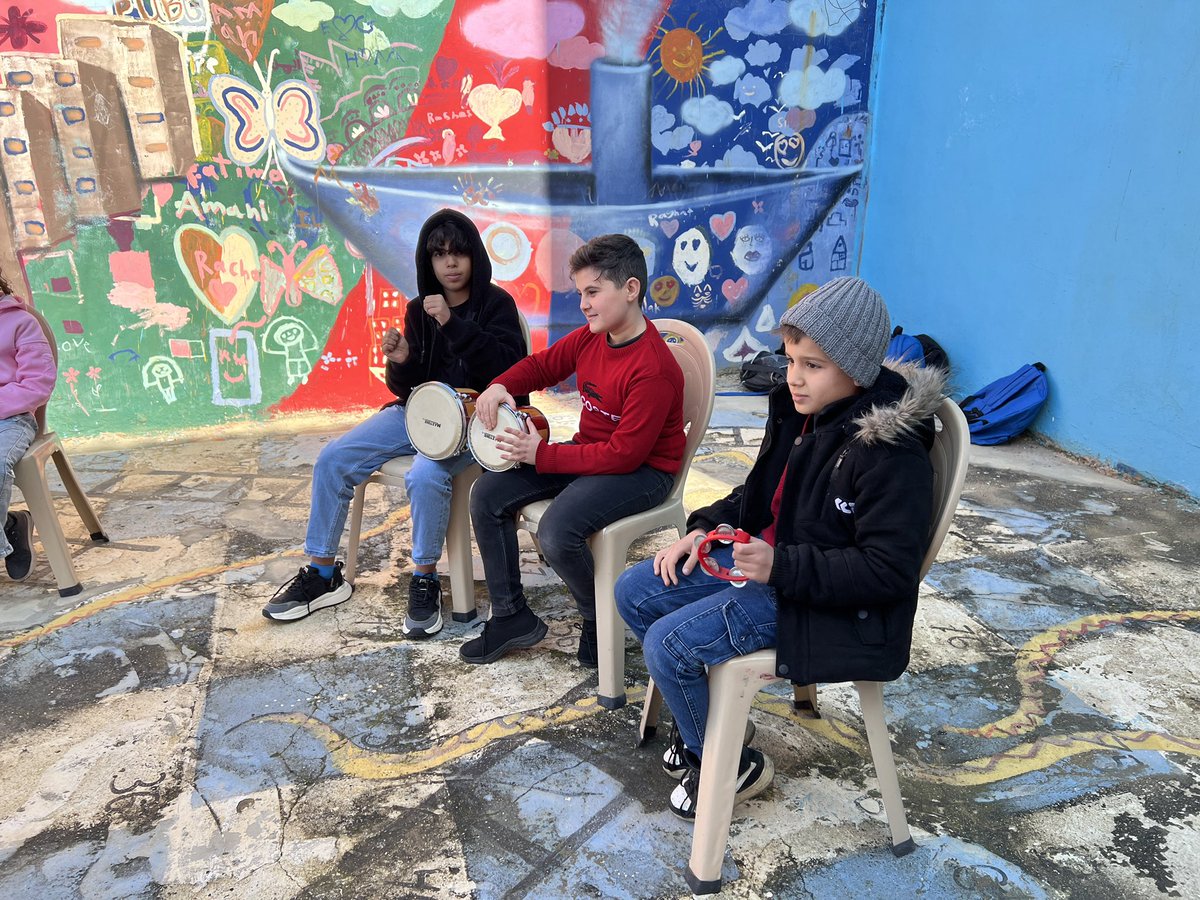 Borderlessngo's tweet photo. Through drumming and percussion 🪇with Hussein,a #volunteer at @NahnooLeb , our #children explored various sounds in different instruments where they played as a Team to generate music 🎶 
Such activity provided a safe space for them to express themselves freely &amp; happily ✨ https://t.co/3XNbauMi59