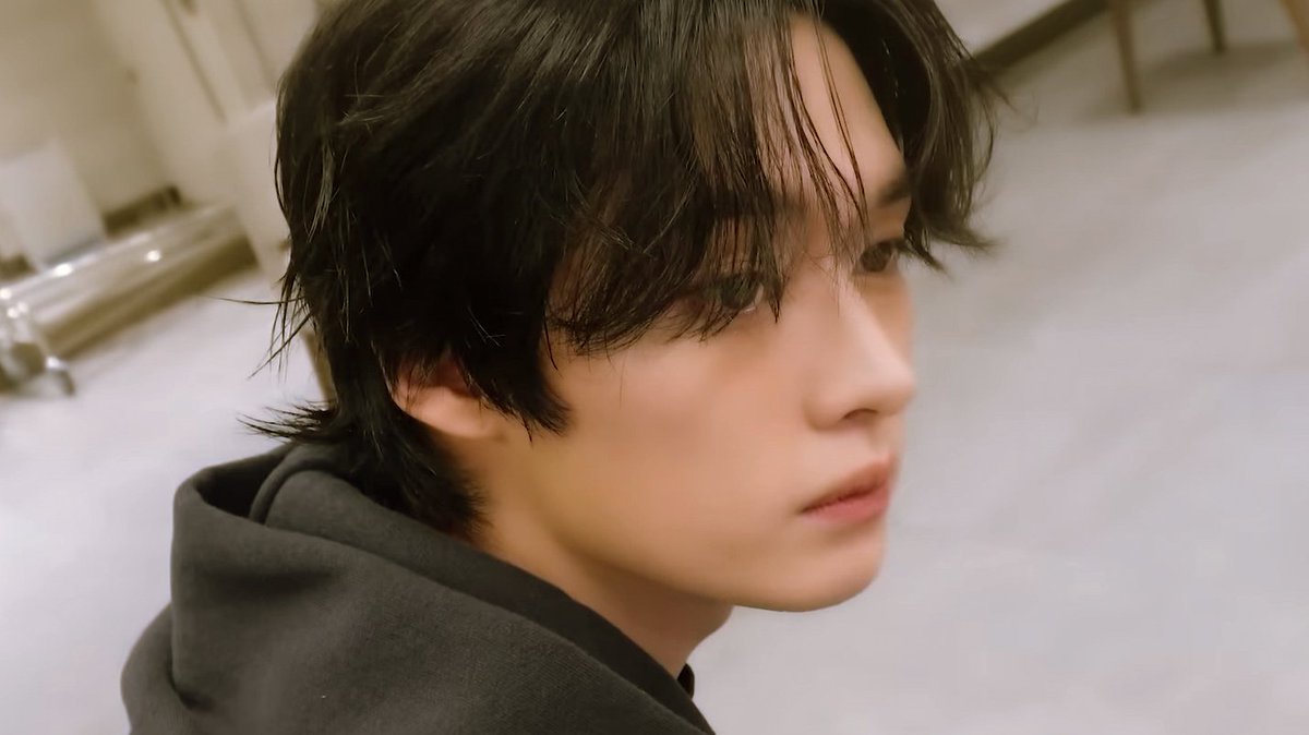 minchanthings's tweet photo. 🐺🐰 [🦊iyen-cam] https://t.co/LnxToycXXF