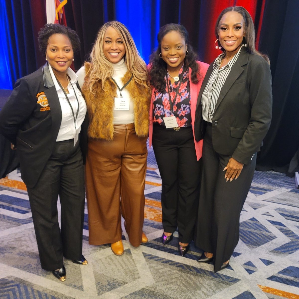 MayorSonjaBrown's tweet photo. In Austin getting an update on the #89thLegislativeSession. Call your #TexasHouseRepresentative and tell them to vote NO on Senate Bill 2. https://t.co/cTuWEUdTy7 https://t.co/YX4fmK1quF
