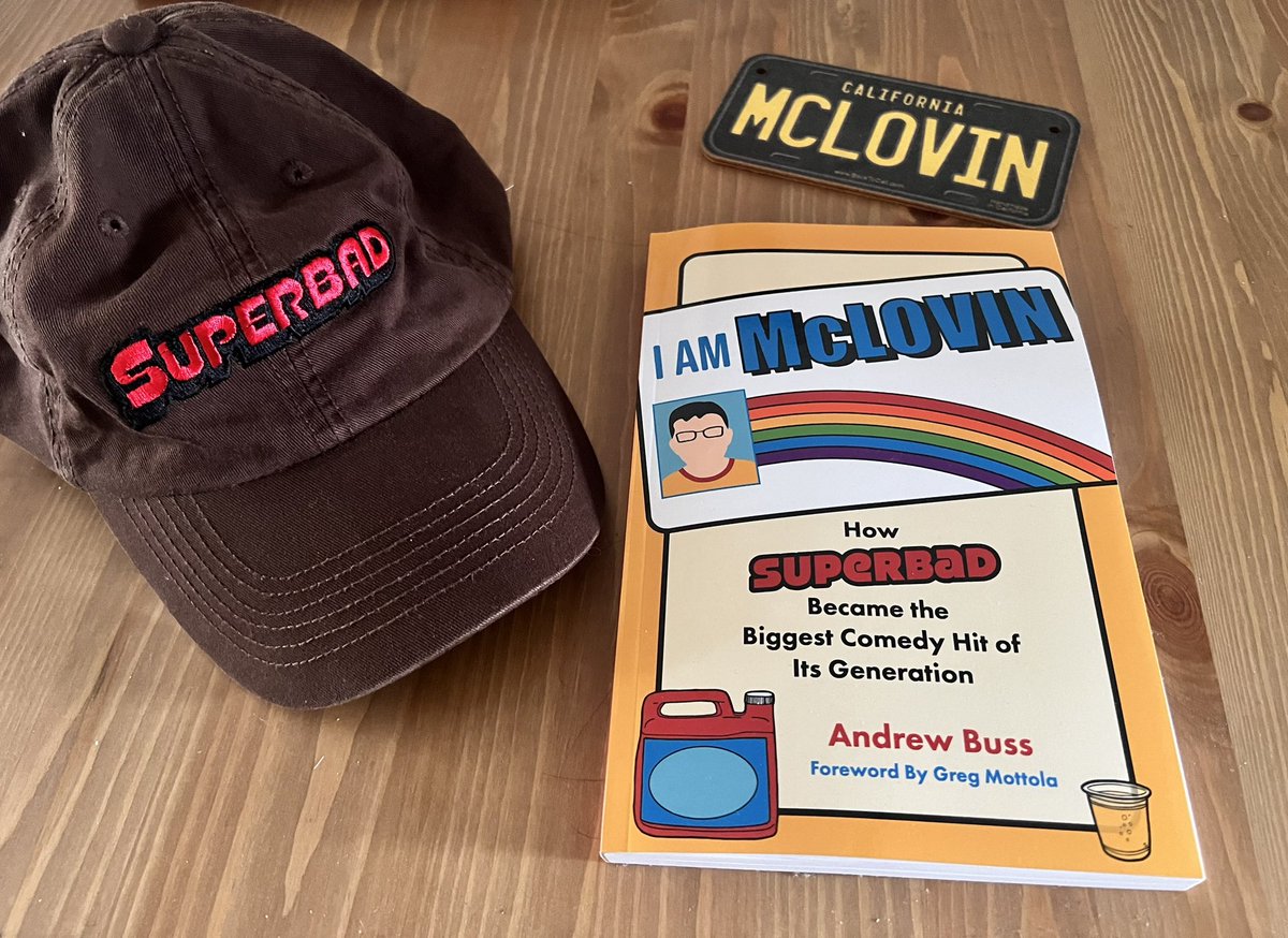 AndrewLBuss's tweet photo. Today’s the day! #iammclovin - my book on the making of #superbad - is out now. Learn how @Sethrogen, Evan Goldberg, @gregmottola, Jonah Hill, Michael Cera, @MintzPlasse, Emma Stone, Bill Hader, and Judd Apatow made an epic teen comedy! https://t.co/H03UT1UeAJ https://t.co/dzQXZqebKd