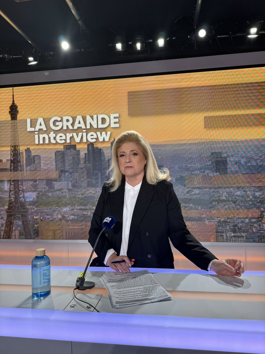 Hedwige Chevrillon (@hchevrillon) on Twitter photo L’Immobilier est-il enfin sorti de la crise profonde ? Les annonces de la ministre <a href="/valerieletard/">Valérie Létard</a> sont-elles suffisantes ? Le promoteur immobilier <a href="/LaurentDumas16/">Laurent Dumas</a>, PDG de <a href="/Emerige/">Emerige</a> est mon invité 18.30-19.00 <a href="/bfmbusiness/">BFM Business</a> L’Immobilier est-il enfin sorti de la crise profonde ? Les annonces de la ministre <a href="/valerieletard/">Valérie Létard</a> sont-elles suffisantes ? Le promoteur immobilier <a href="/LaurentDumas16/">Laurent Dumas</a>, PDG de <a href="/Emerige/">Emerige</a> est mon invité 18.30-19.00 <a href="/bfmbusiness/">BFM Business</a>