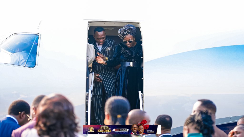 drbeckyenenche's tweet image. Uyo, hear the voice of God calling you to a new season of healing and deliverance! 🙌 

Our arrival marks the beginning of a powerful move of God; get ready to experience His mighty hand at work!💥 #UyoCrusade #HealingAndDeliverance #GodIsSpeaking #Dominion #Dunamis