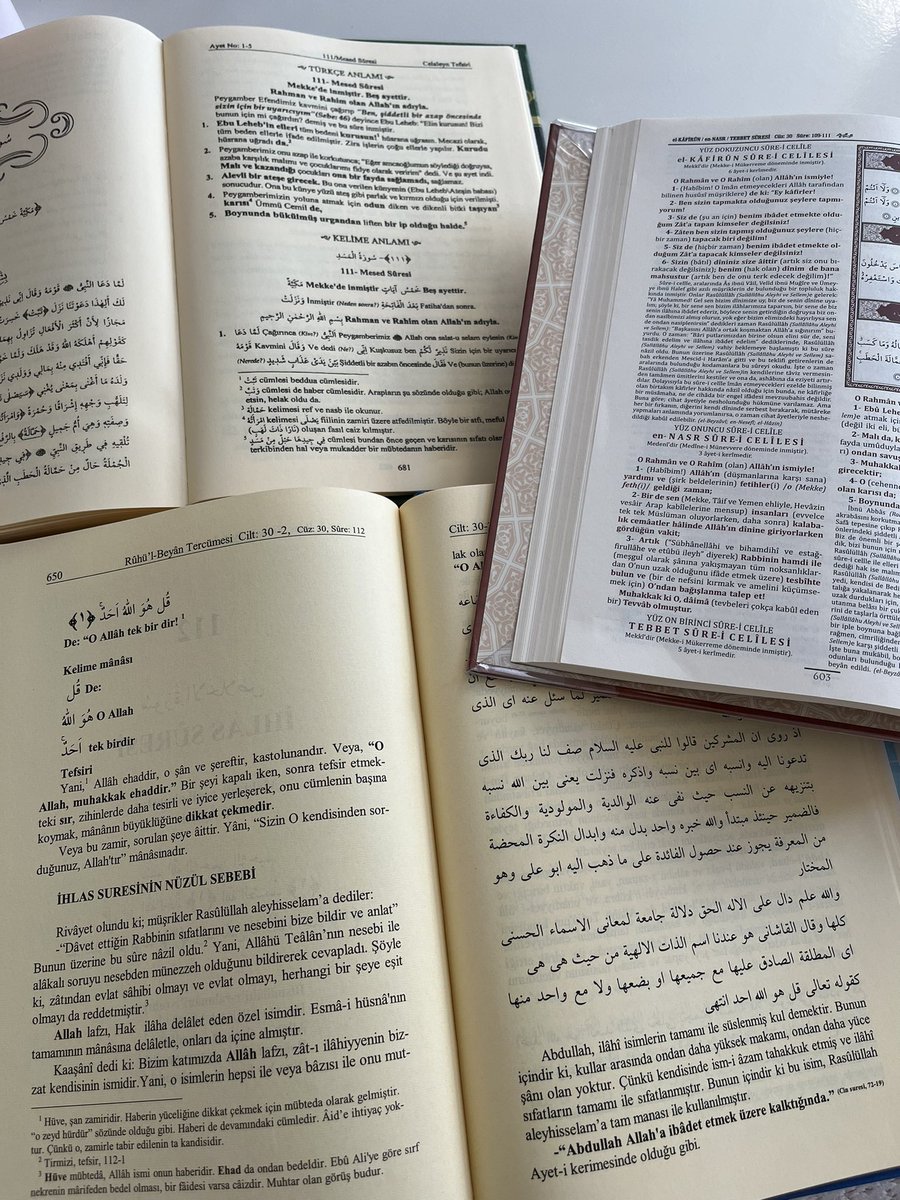 BirMuderrise's tweet photo. Hazreti Ali Efendimiz şöyle buyurdular: 

مَنْ قَرَأَ قُلْ هُوَ اللهُ أَحَدٌ بَعْدَ صَلَاةِ الْفَجْرِ إِحْدَى عَشَرَ....
"Kim ihlas suresini sabah namazından sonra 11 defa okursa, şeytan ne kadar uğraşırsa uğraşsın o kimseye o gün günah isabet etmez". https://t.co/tflDyYrF97